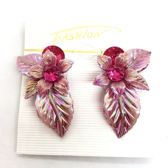 3/$30 VINTAGE 80S 90S PLASTIC FANTASTIC FLOWER CLIP EARRINGS PINK RHINESTONE NWT - Picture 1 of 14
